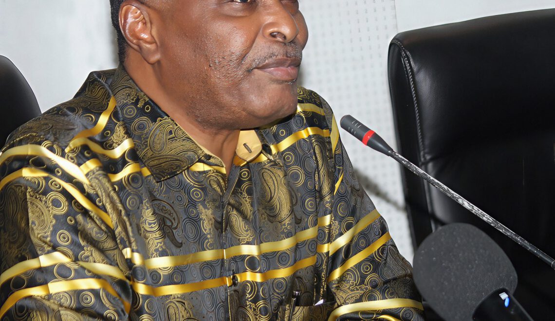 Abel Epalanga Chivukuvuku