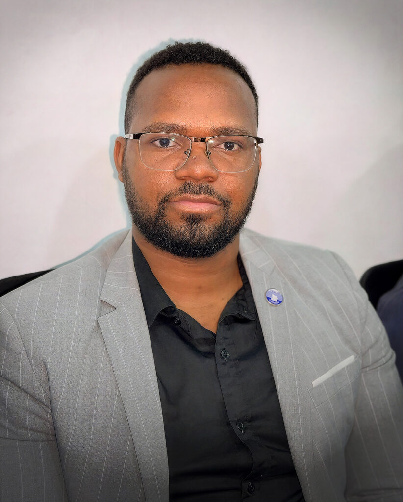 Daniel Sambangala do PRA-JA Servir Angola